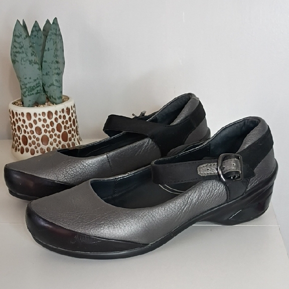 Dankso Shoes - Dansko Metallic Mary Jane Shoes Women’s EU 36 Comfort Clogs Gently 5.5 6